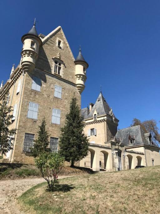 Agreable Maison De Village Léran Exterior photo
